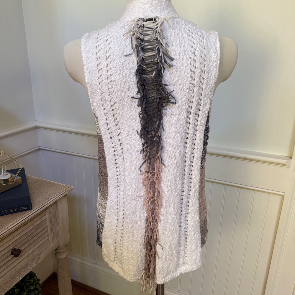 Curio New York Women Knit Fringe Vest Cream Tan Pointelle Open Stitch Sleeveless